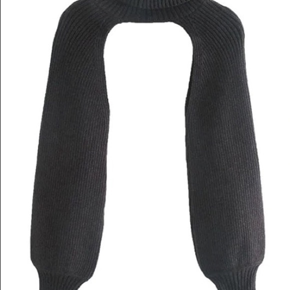 Just in! Turtleneck bolero shrug! One size - Picture 2 of 3